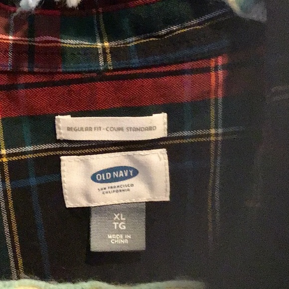 Old Navy Men’s Long Sleeve Button Down Blue/Red/Green Plaid Shirt X-Large - Picture 2 of 3